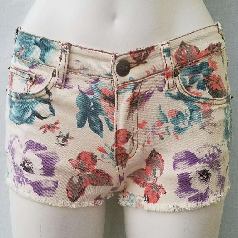 Vintage Havana Premium Denim Floral Women's Shorts